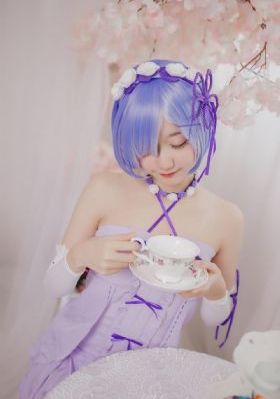 肥白的老妇真败火