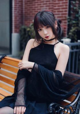 我只想安静地打游戏动漫免费观看