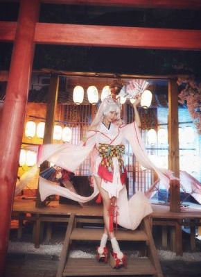 年轻的嫂子2在线