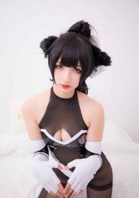 年轻的小姨子