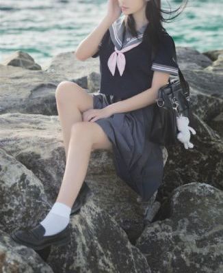 美丽的小蜜桃2在线观看